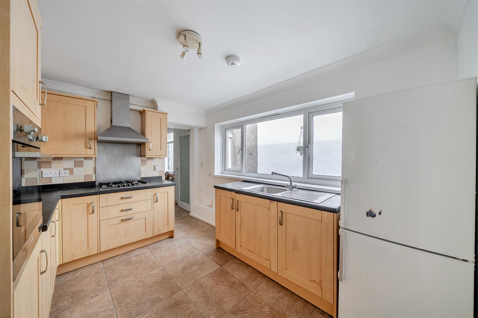 Oxford Street, Swansea, SA1 3JJ